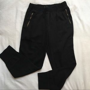 Aritzia Joggers 🖤